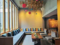 Jiujianfang (Xiangyang Railway Station People's Square) - spa