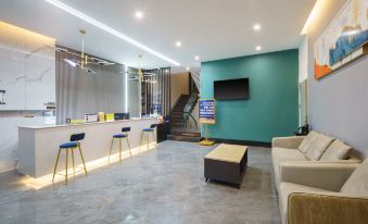 Xinhui Light Culture Hotel (Baoshan Kowloon Store)