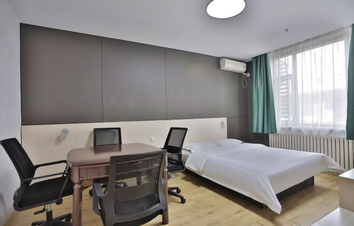 Wenna Hotel (Changchun Qianjin Street Qianwei Hospital)