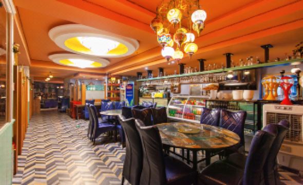 Ruby Elegant Hotel (Xinjiang International Grand Bazaar Erdaoqiao Subway Station)