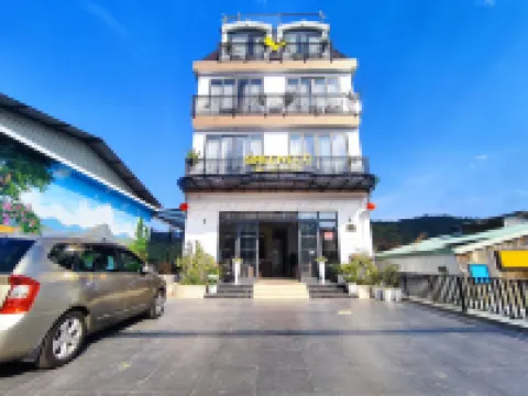 Green Eco Hotel Dalat Hotels near Truc Lam Buddhist Monastery