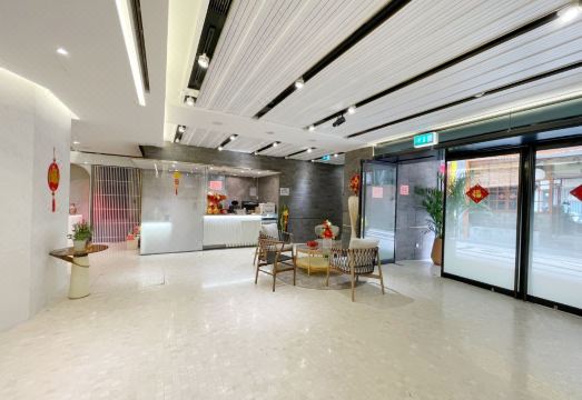 The Lotus House 추가 시설