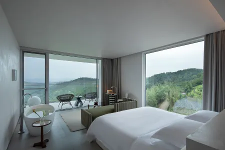 HenTiQue Resort Anji · Mountain View Retreat