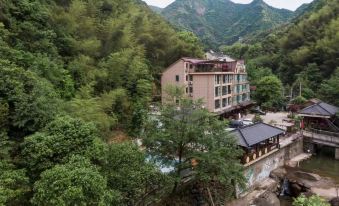 Tonglu Baiyun Mountain Homestay