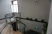 Huolin Gol Shangdao Business Hotel (Railway Station)