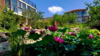 Mengyiju Homestay - Mountain view