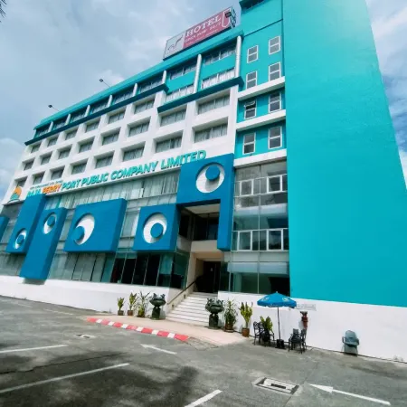 Veronica Residence Отели рядом с достопримечательностью «Станция MRT Ратчадапхисек»