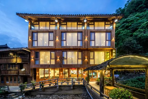 Zhaoxing Dongzhai Muyinshan Residence