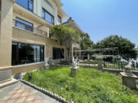 Qidonghai Shangju Holiday Hotel Apartment (Evergrande Venice Branch)