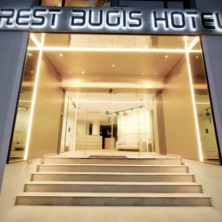 Rest Bugis Hotel Отели рядом с достопримечательностью «Рынок «Бугис-стрит»»