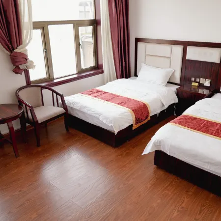 Luqu Bailong Hotel