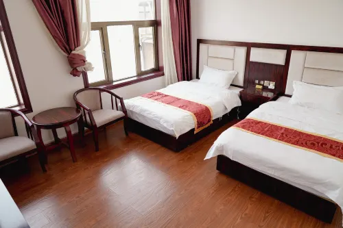 Luqu Bailong Hotel