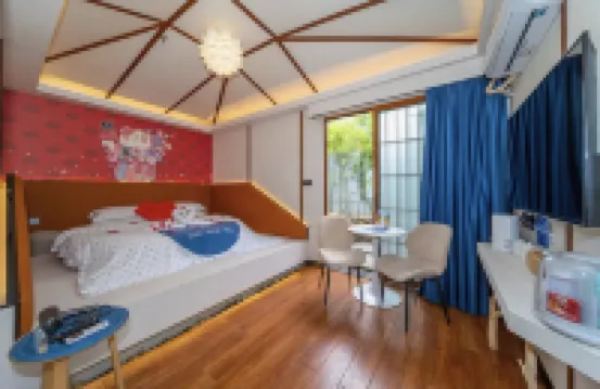 18 Yun · Boutique Hot Spring Hotel (Wangcheng Plaza)