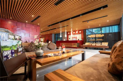 My Way Hotel & Residence ベトナム国家大学ハノイ校工科大学周辺のホテル