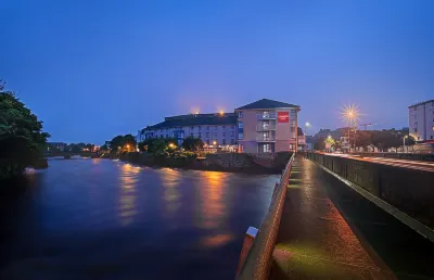 Leonardo Hotel Galway Hôtels à proximité de : St. Nicholas' Collegiate Church