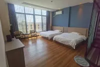 Meet the B&B - balcony