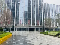 Chenxing Hotel (East Square of High-speed Railway East Station Boxue Road Subway Station Branch)