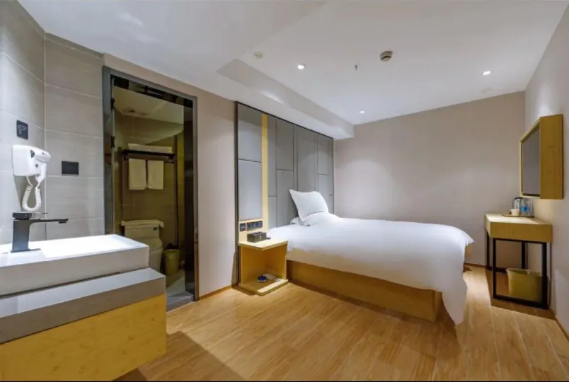 JITING HOTEL  SHANGHAI WAITAN EAST NANJING ROAD  Subway Station Branch