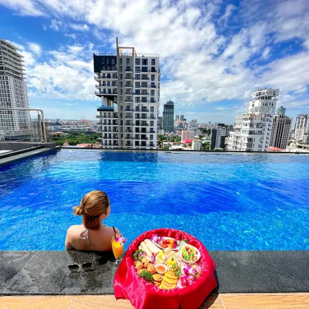 Ocean Hotel