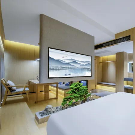 Kunming Guanyun Hotel (Dounan Flower Market)