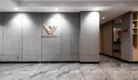 Fenglin Wan S Hotel (Haikou High-speed Railway East Station School of Politics and Law) Hotels near Shuangyong Park