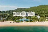 Nha Trang Marriott Resort & Spa, Hon Tre Island Hotels in der Nähe von Làng cổ Phú Vinh