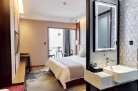 GreenTree Eastern Hotel (Shiping Julong Haoting) - balcón