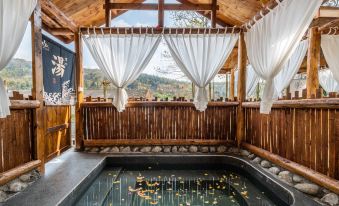ShanZhong HuaKai Private soup homestay