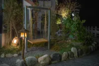 Yue Man · Riverside Homestay (Xiangxi Street Store, Muyu Town, Shennongjia)