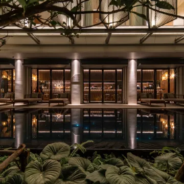 Maison Hotel Bangkok Отели рядом с достопримечательностью «Станция надземного метро Phloen Chit»