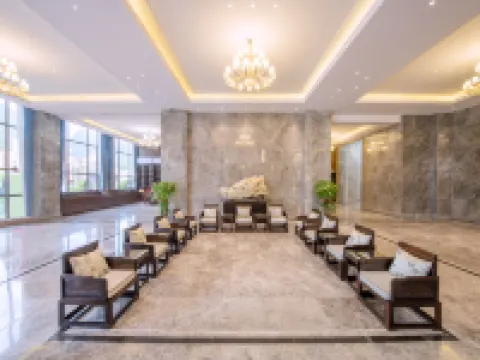 Fengshan Fenghuang International Grand Hotel Hotels in Fengshan