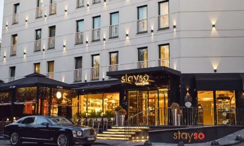 Stayso The House Hotel