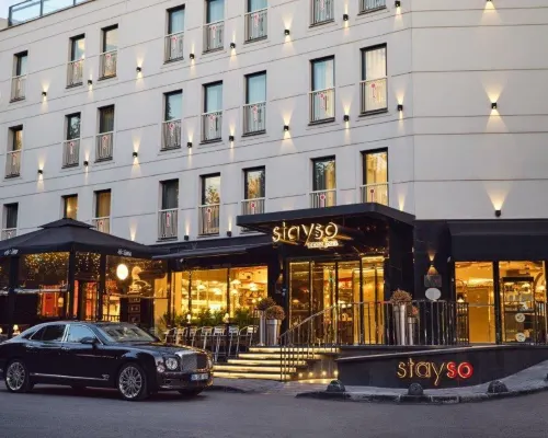 Stayso The House Hotel Hotels near Pierre Loti