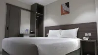 LUN Hotel Manado Hotels in Wenang