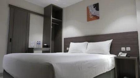 Lun Hotel Manado