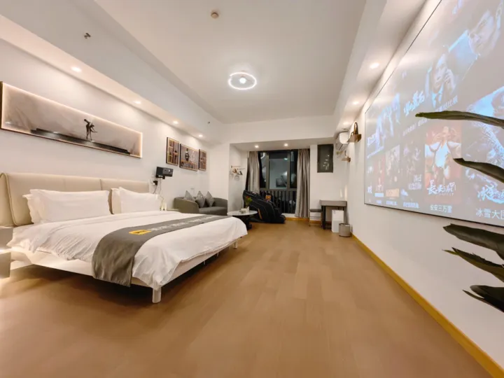 Golden Sunshine International Apartment (Guangzhou Panyu Wanda Nancun Wanbo Metro Station)