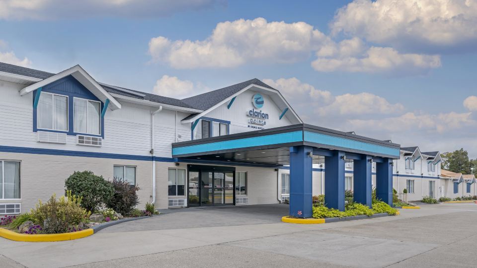 Clarion Pointe