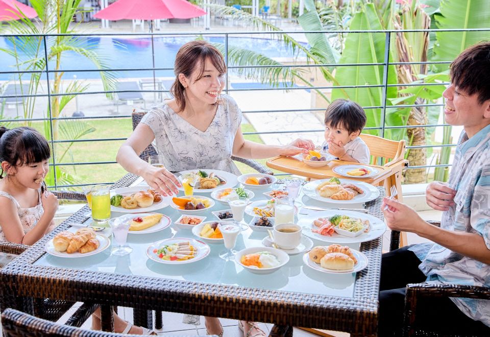 5. 호텔 마하이나 ..