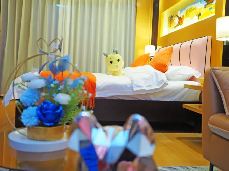 Jinmu Homestay (Beijing Sanlitun Workers' Stadium Subway Station Store)