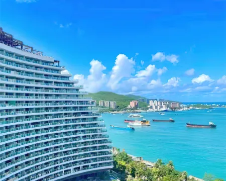 Beihai yezi seaview garden balcony apartment Hotels in Beihai