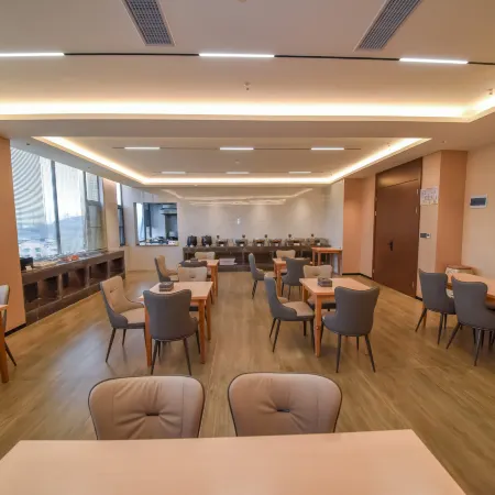 Sheraton Xichong Hotel