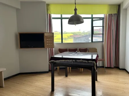 7Days Inn Hotel (Mayang Binhe Road) Отели рядом с достопримечательностью «Teng Daiyuan Memorial Hall»