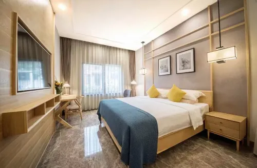 City Oriental Hotel (Tianjin Tanggu Steel Pipe Company Light Rail Station)