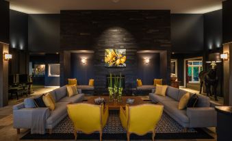 Woodhouse Mountain Lodge