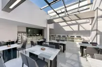 Xinyuan Chenyue Boting Hotel