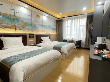 Purang Jinmantang Holiday Hotel