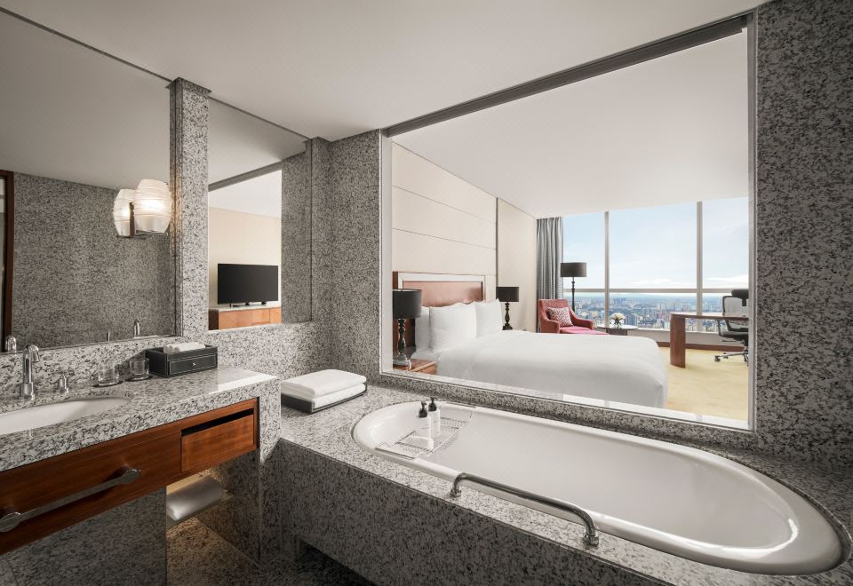 1. InterCon..