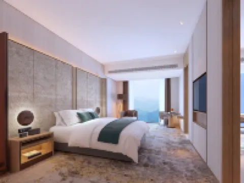 โรงแรมฟลาวเวอร์ซีซั่น โรงแรมในเจียงเหมิน