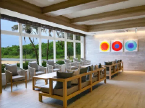 Hot Cross Point Santa Monica Hotels in Miyakojima