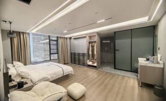 Xiaojin Jinx Hotel